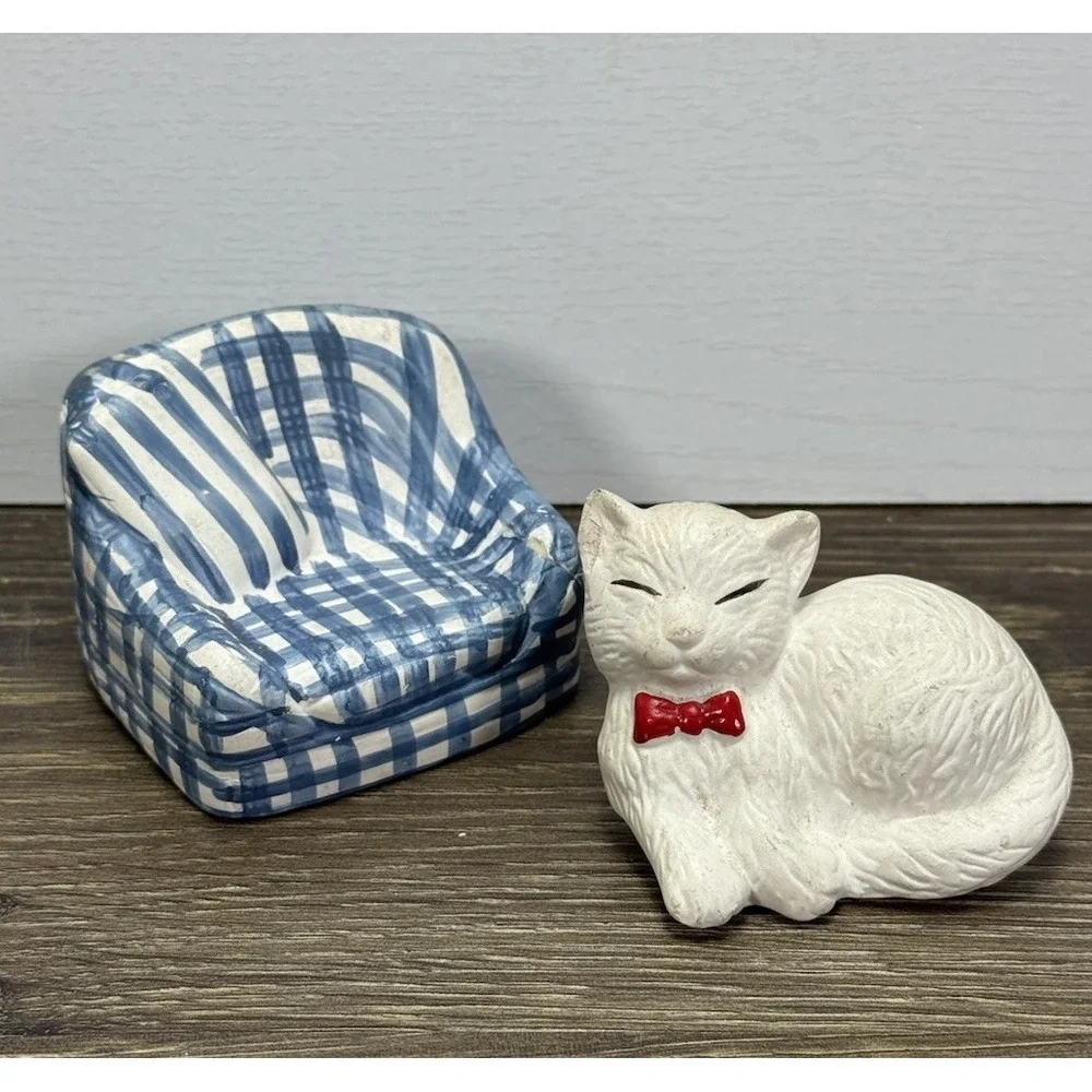 Vintage Ceramic Cat‎ on Chair Salt & Pepper Shakers Blue Gingham Set